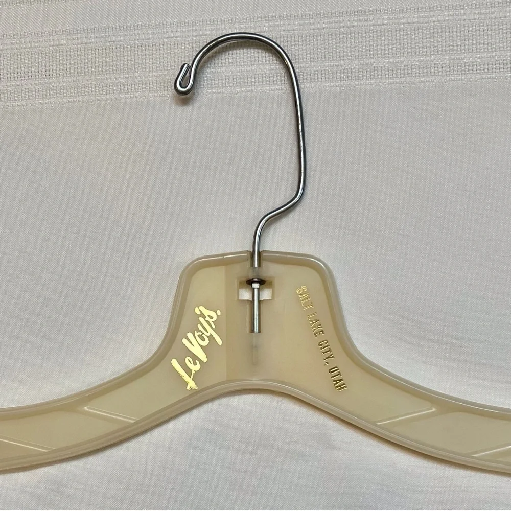 LeVoy’s‎ Lingerie Hanger ‘60’s-‘70’s Salt Lake City $5 ADD ON with $15+ Bundle